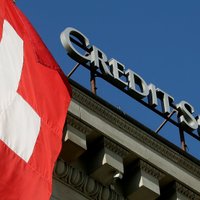 'Credit Suisse' no valsts centrālās bankas aizņemsies līdz 51,4 miljardiem eiro