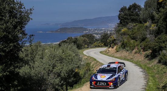 Video: 1000 līkumu rallijs - slavenais Korsikas WRC posms