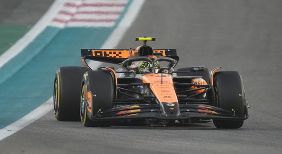 "McLaren" 26 gadu agonija noslēgusies: Noriss ar triumfu noslēdz sezonu un izcīna Konstruktoru kausu