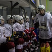 Latvijas U-18 hokejisti turnīru Austrijā turpina ar otro uzvaru