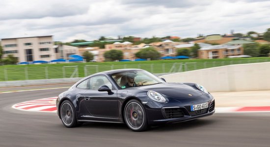 'Porsche 911' turpmāk tikai ar turbospēku