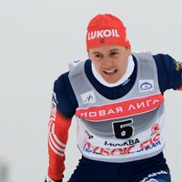 ВИДЕО: Российского лыжника Крюкова отделили от бронзы ЧМ полкрепления лыж