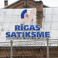 Ļaudis soctīklos šūmējas par 'Rīgas satiksmes' jauno logo