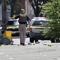 Apšaudē ASV kultūras festivālā 22 ievainotie; viens no uzbrucējiem nogalināts