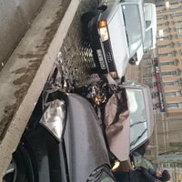 ФОТО: авария на вэфовском мосту затрудняет движение транспорта