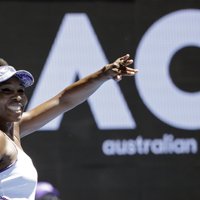 Venusa Viljamsa pēc 14 gadu pārtraukuma sasniedz 'Australian Open' pusfinālu