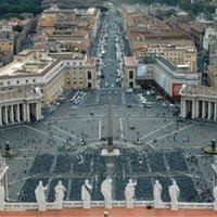 В Ватикане установили дымоход для выборов папы