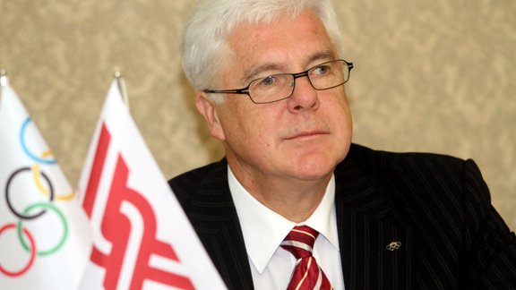 LOK neapmierināta ar Peldēšanas federācijas prezidenta rīcību; IZM prasa skaidrojumu LOK neapmierināta ar Peldēšanas federācijas prezidenta rīcību; IZM prasa skaidrojumu