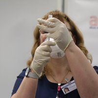Минздрав проверит информацию о предположительной вакцинации работников администрации больниц