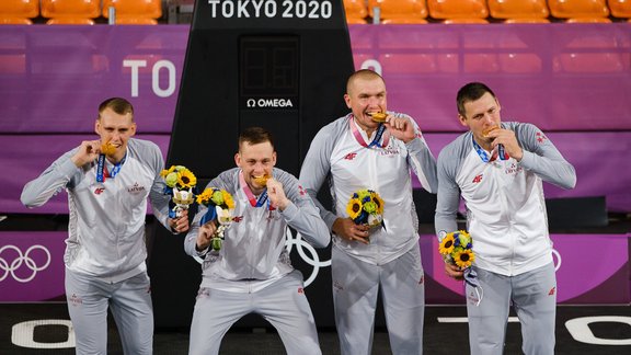 Tokijas olimpiskās spēles, 3x3 basketbola fināls: Latvija - KOK - 65