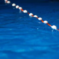 Трагедия в бассейне Вентспилса: занятия по плаванию не были лицензированы