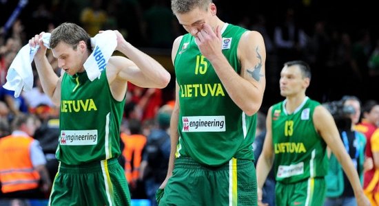 Lietuvas basketbolisti savās mājās neiekļūst 'Eurobasket 2011' pusfinālā