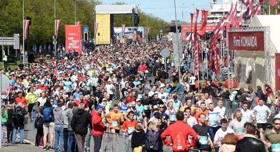 Sirmgalvja iebraukšana maratona trasē liek sarosīties drošības dienestiem