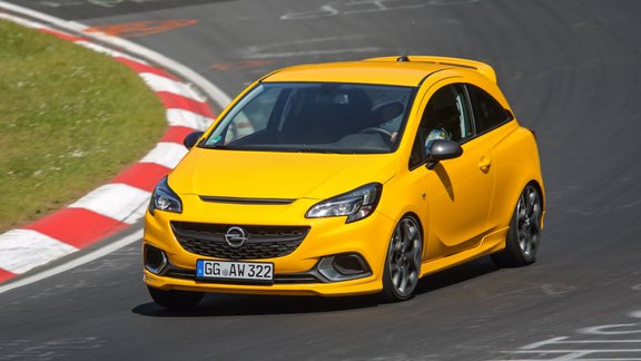 'Opel' uzsācis sportiskā hečbeka 'Corsa GSi' tirdzniecību