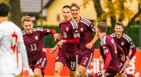 Latvijas U-21 futbolisti pārsteidz ar uzvaru pret Turciju