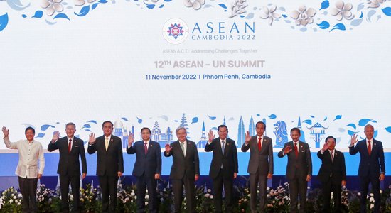 Kambodžā sācies ASEAN bloka samits; prioritātēs situācija Mjanmā