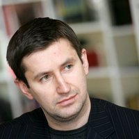 Вячеслав Домбровский уходит из активной политики и Сейма