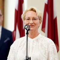 Starp pretendentiem uz IZM ministra krēslu arī Melbārde, ziņo LTV