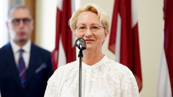 Starp pretendentiem uz IZM ministra krēslu arī Melbārde, ziņo LTV