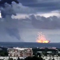 Video: Krievijas vidienē sprāgst munīcijas noliktava