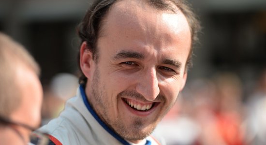 Mediji: Kubica vēl šosezon varētu nomainīt Masu 'Williams' komandā