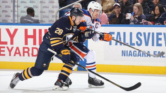 NHL spēle hokejā: Bufalo Sabres - Edmontonas Oilers - 3