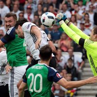 Vācijas un Polijas izlases ar uzvarām noslēdz grupu turnīru