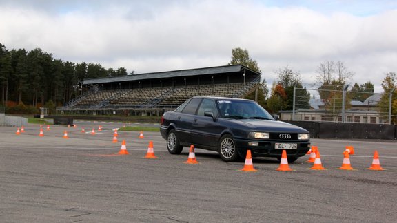 CSDD bezmaksas drošas braukšanas apmācības Biķernieku trasē