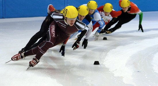 Šorttrekistam Laizānam kritiens finālā liedz cīnīties par medaļu Eiropas Jaunatnes ziemas Olimpiādē