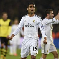 Madrides 'Real' futbolisti praktiski zaudē izredzes iegūt Spānijas čempiontitulu