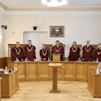 Суд Сатверсме признал конституционной норму, обязующую граждан РФ сдать госязык для получения ВНЖ