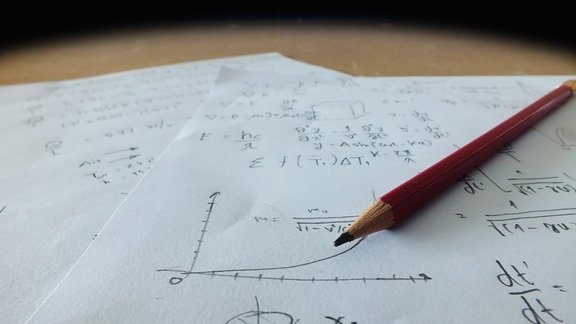 Necels minimālo slieksni 9. klašu eksāmeniem; Siliņa pikta