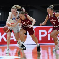Latvijas U-16 basketbolistēm spraigs zaudējums pret Somijas izlasi