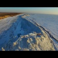 ВИДЕО. Необычное природное явление: на границе России и Китая выросла ледяная стена