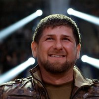 Кадыров: довольно глазеть на труп Ленина, его надо захоронить