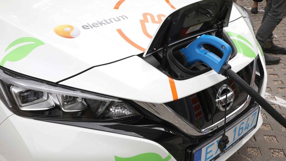 Darbu sāk Latvenergo elektroauto uzlādes stacijas