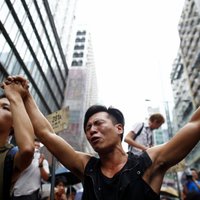 Honkongā izraisījušās policijas un protestētāju sadursmes