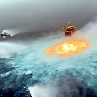 Video: Meksikas līcī pēc gāzesvada avārijas zem ūdens izceļas ugunsgrēks