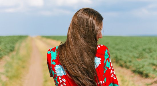 Garus matus, lūdzu! Kā paša spēkiem gūt Salātlapiņas cienīgu frizūru