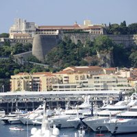 В Марселе затонул популярный плавучий ресторан
