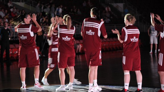 Latvijas basketbolistes spēlē ar Itāliju - 3