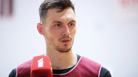 Basketbols, Latvijas vīriešu izlase: Treniņš - 32