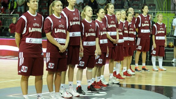 Latvijas basketbolistes spēlē ar Itāliju - 4