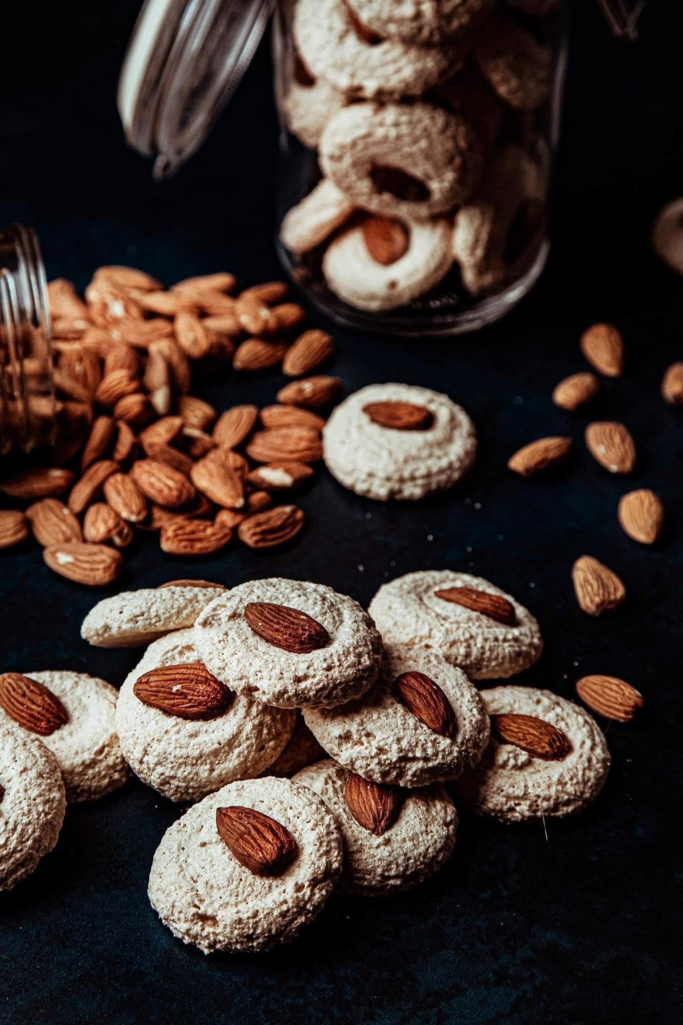 Mandeļu milti ne tikai makarūniem. Kā pagatavot debešķīgus mandeļu cepumus