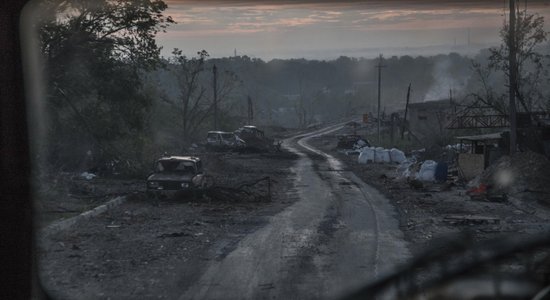 Krievi pirmajās 'pamiera' stundās Luhanskas apgabalu apšaudījuši 14 reizes