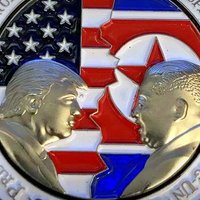 Par godu Trampa-Kima samitam izgatavotas īpašas monētas