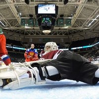 Latvijas U-18 hokejisti pēc graujoša zaudējuma cīnīsies par vietas saglabāšanu elitē