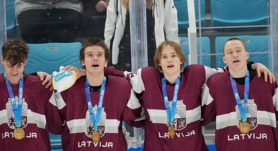 ФОТО. Хоккеисты Латвии 3х3 стали чемпионами Юношеской зимней Олимпиады в Корее