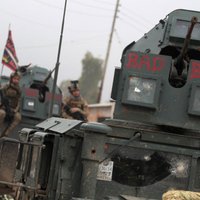 Komandieris: Irākas spēki sākuši 'otro fāzi' kaujā par Mosulas austrumiem