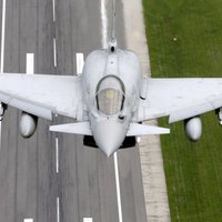 Baltijas gaisa telpā patruļu uzsāk itāļu 'Eurofighter' un dāņu 'F-16'